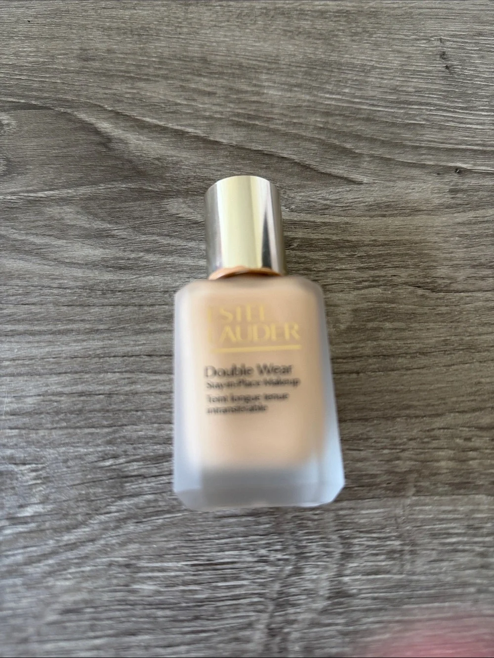 Estee Lauder Double Wear Foundation - 2N2 Desert Beige